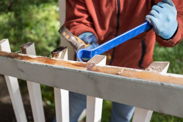 Deck Railing Replacement in Wentzville