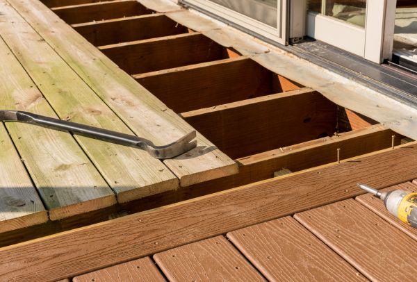 Old Deck Repair in Wentzville